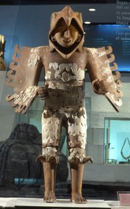 イーグルウォリアー、レイトポストクラシック（テラコッタ） 作： Aztec